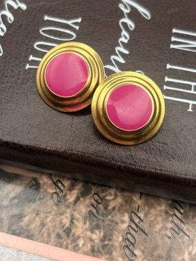 Vintage Pink Cabochon Stud Earrings Gold Tone Retro Round